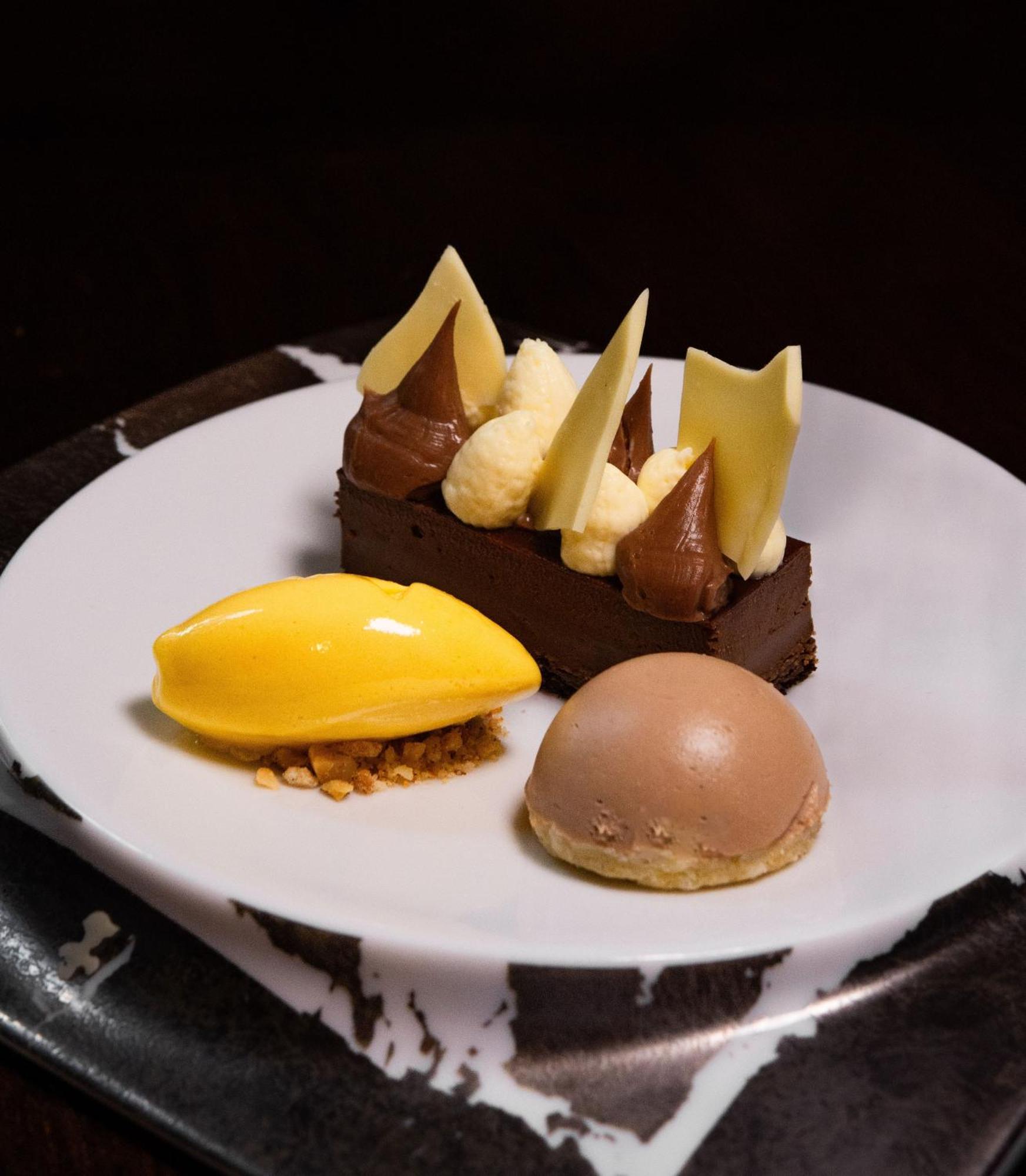 Maison D'Hote Les Notes Endormies Suite Le Refuge Walcourt Экстерьер фото