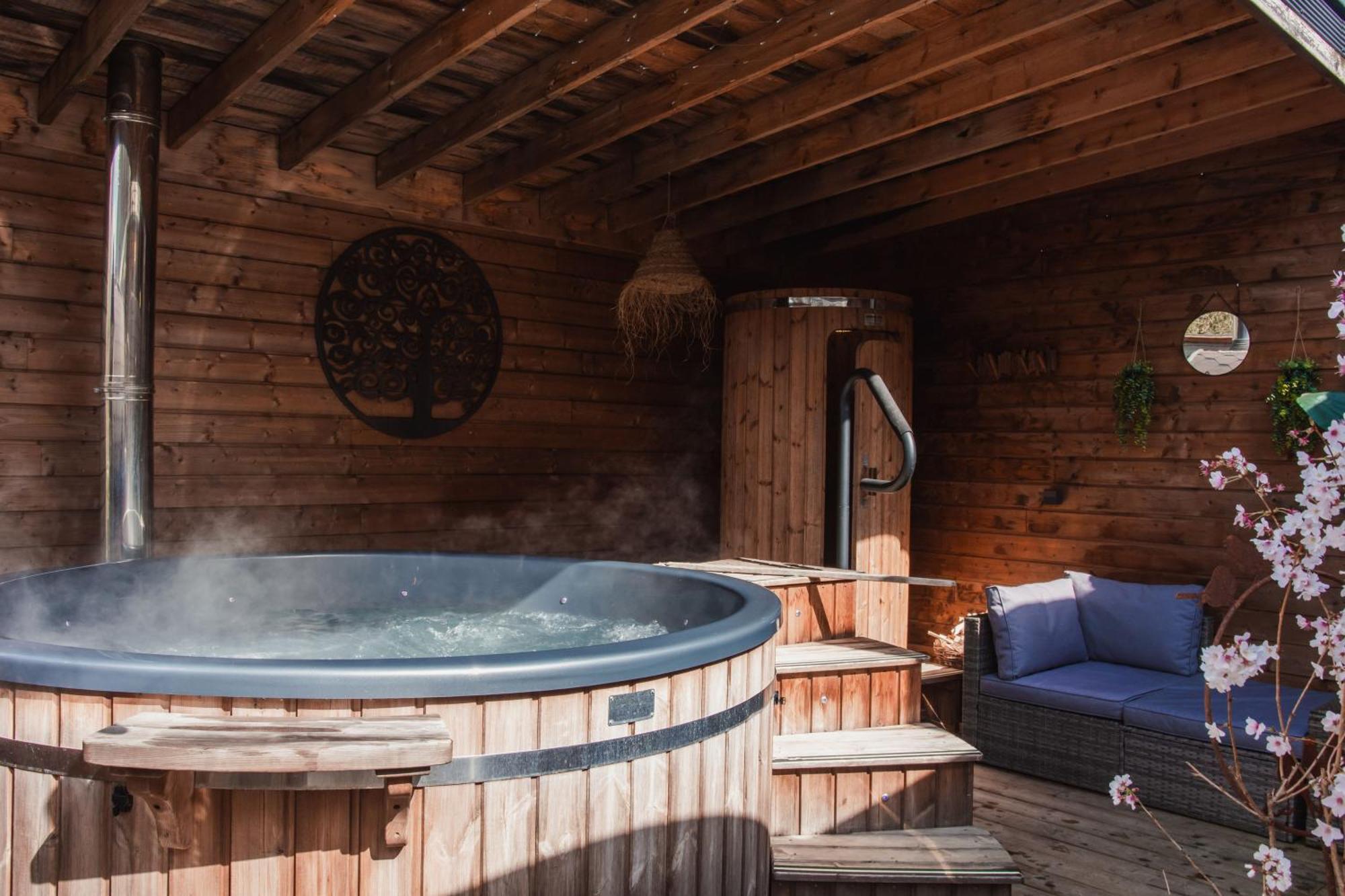 Maison D'Hote Les Notes Endormies Suite Le Refuge Walcourt Экстерьер фото