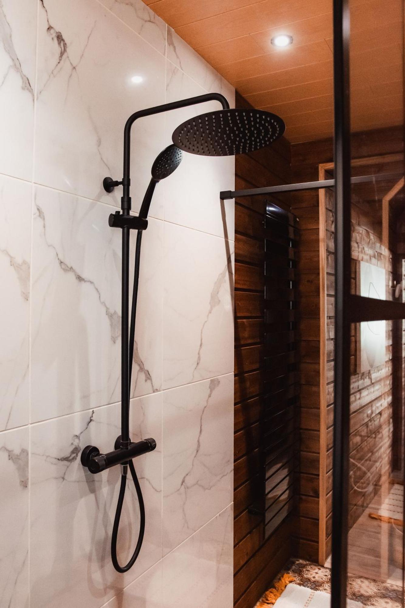 Maison D'Hote Les Notes Endormies Suite Le Refuge Walcourt Экстерьер фото