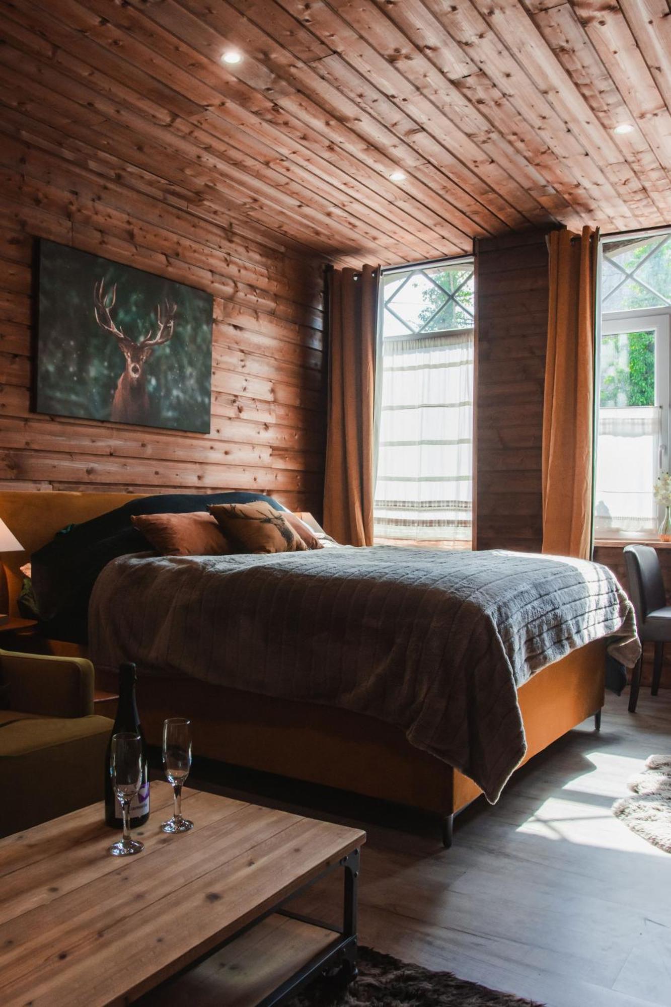Maison D'Hote Les Notes Endormies Suite Le Refuge Walcourt Экстерьер фото